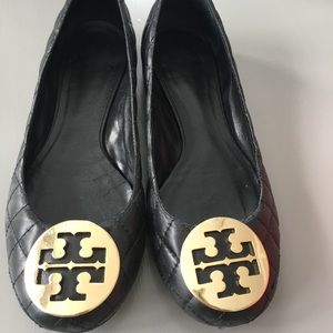 Tory Burch Flats 7.5 Black Quilted